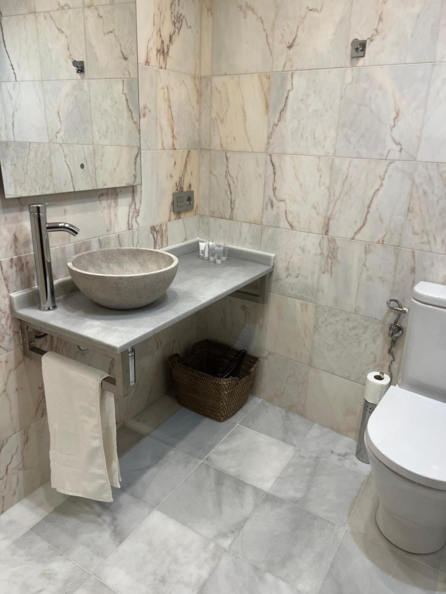 Apartamento Turistico San Nicolas Avilés Eksteriør bilde
